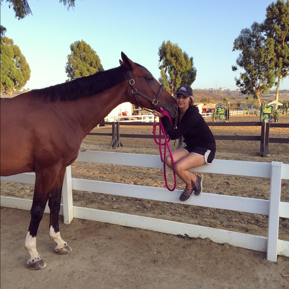 Meet your Posher, Sav - Picture 2 of 2